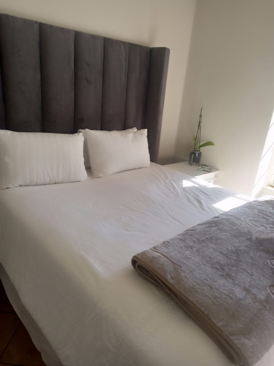 2 Bedroom Property for Sale in Mooikloof Ridge Gauteng