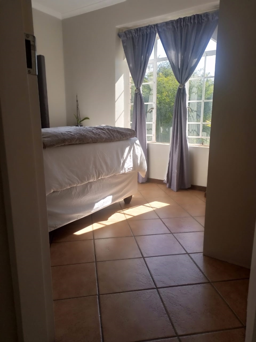 2 Bedroom Property for Sale in Mooikloof Ridge Gauteng