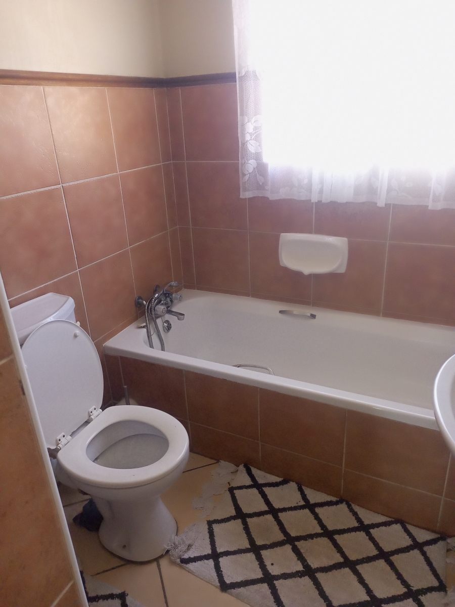 2 Bedroom Property for Sale in Mooikloof Ridge Gauteng