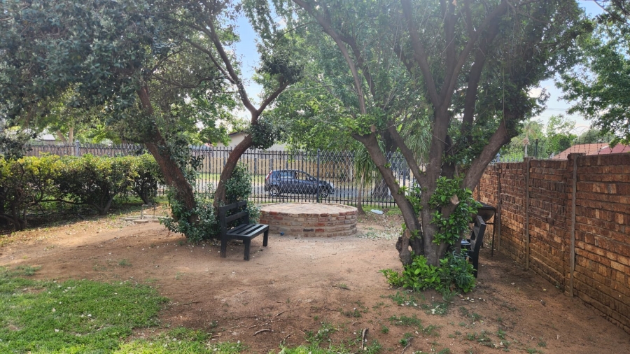 3 Bedroom Property for Sale in Rietfontein Gauteng