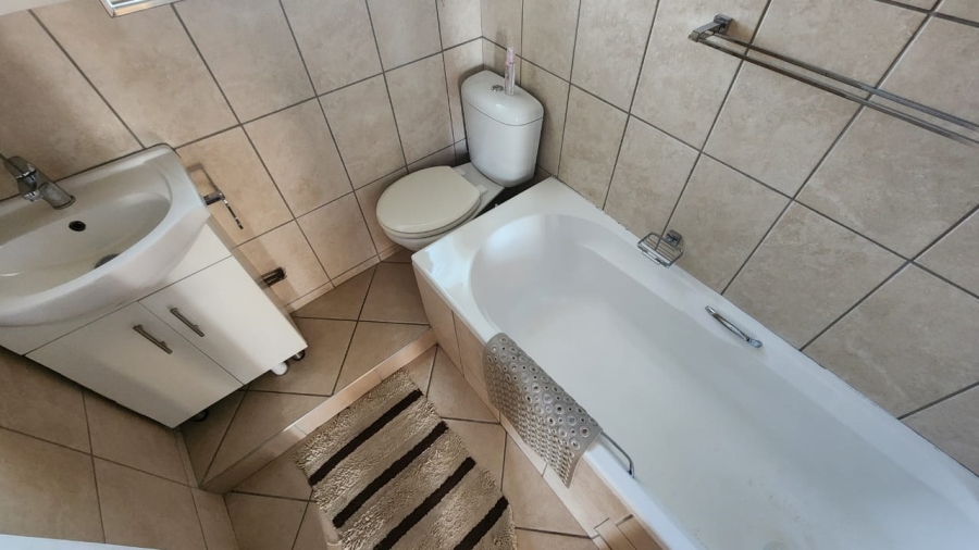 3 Bedroom Property for Sale in Rietfontein Gauteng