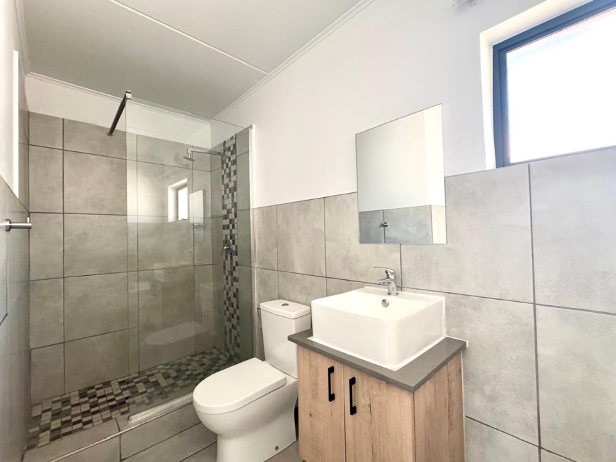 To Let 2 Bedroom Property for Rent in Orlando Gauteng