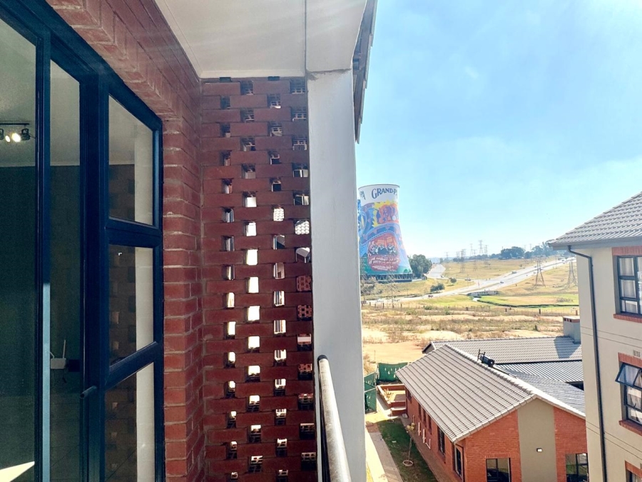 To Let 2 Bedroom Property for Rent in Orlando Gauteng