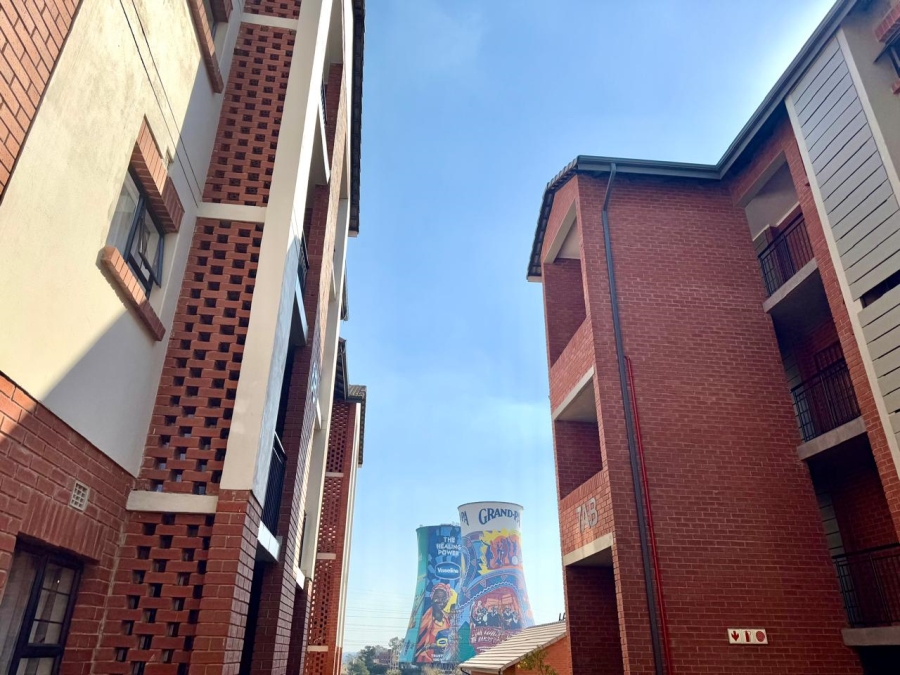 To Let 2 Bedroom Property for Rent in Orlando Gauteng