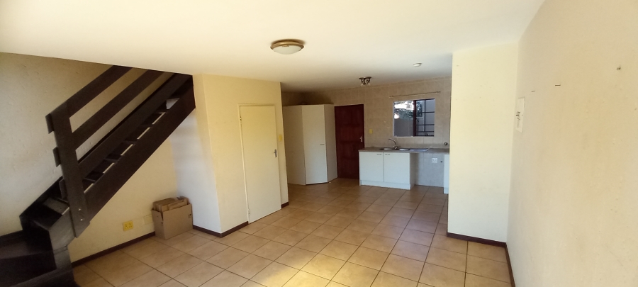 To Let 2 Bedroom Property for Rent in Noordheuwel Gauteng