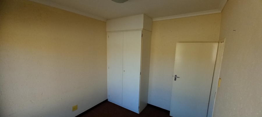 To Let 2 Bedroom Property for Rent in Noordheuwel Gauteng