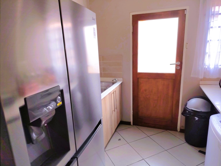 3 Bedroom Property for Sale in Monavoni Gauteng