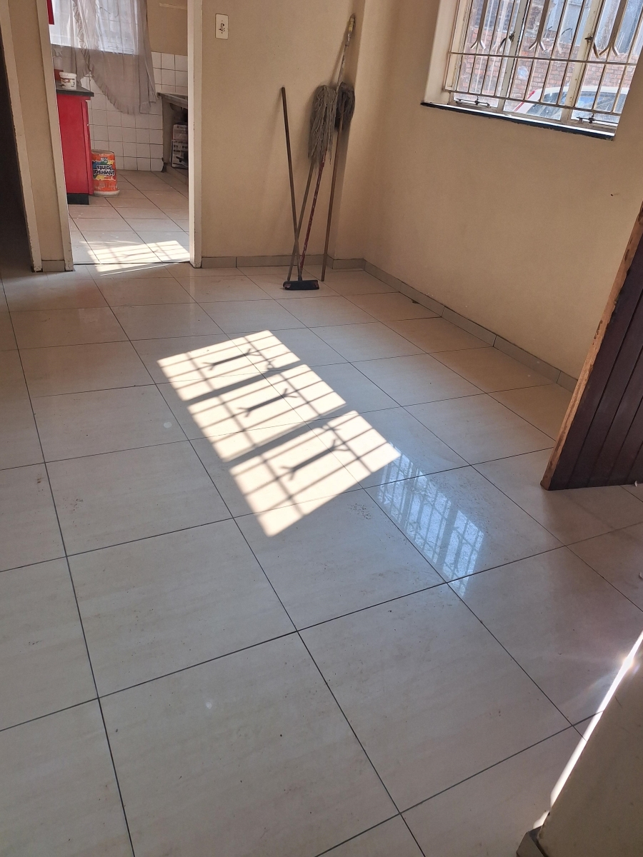 To Let 2 Bedroom Property for Rent in Jeppestown Gauteng