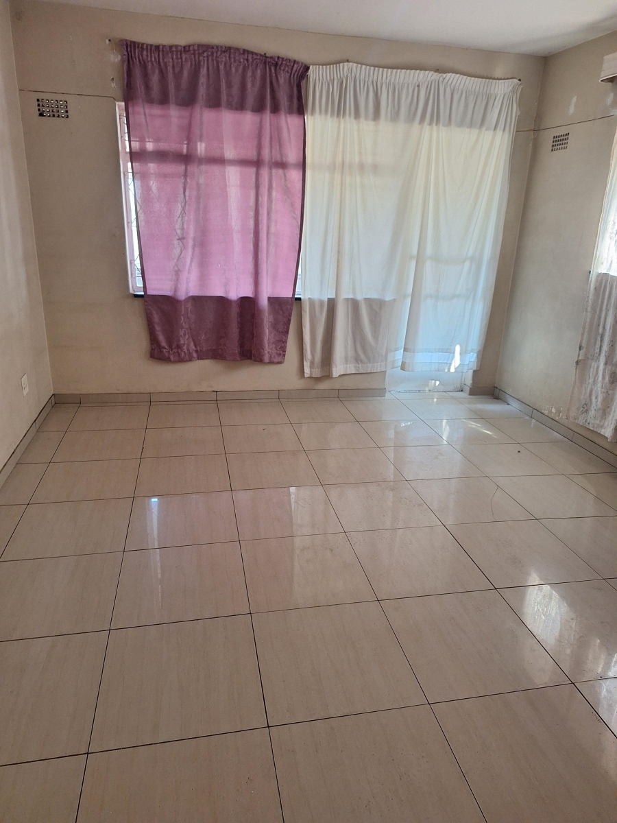 To Let 2 Bedroom Property for Rent in Jeppestown Gauteng