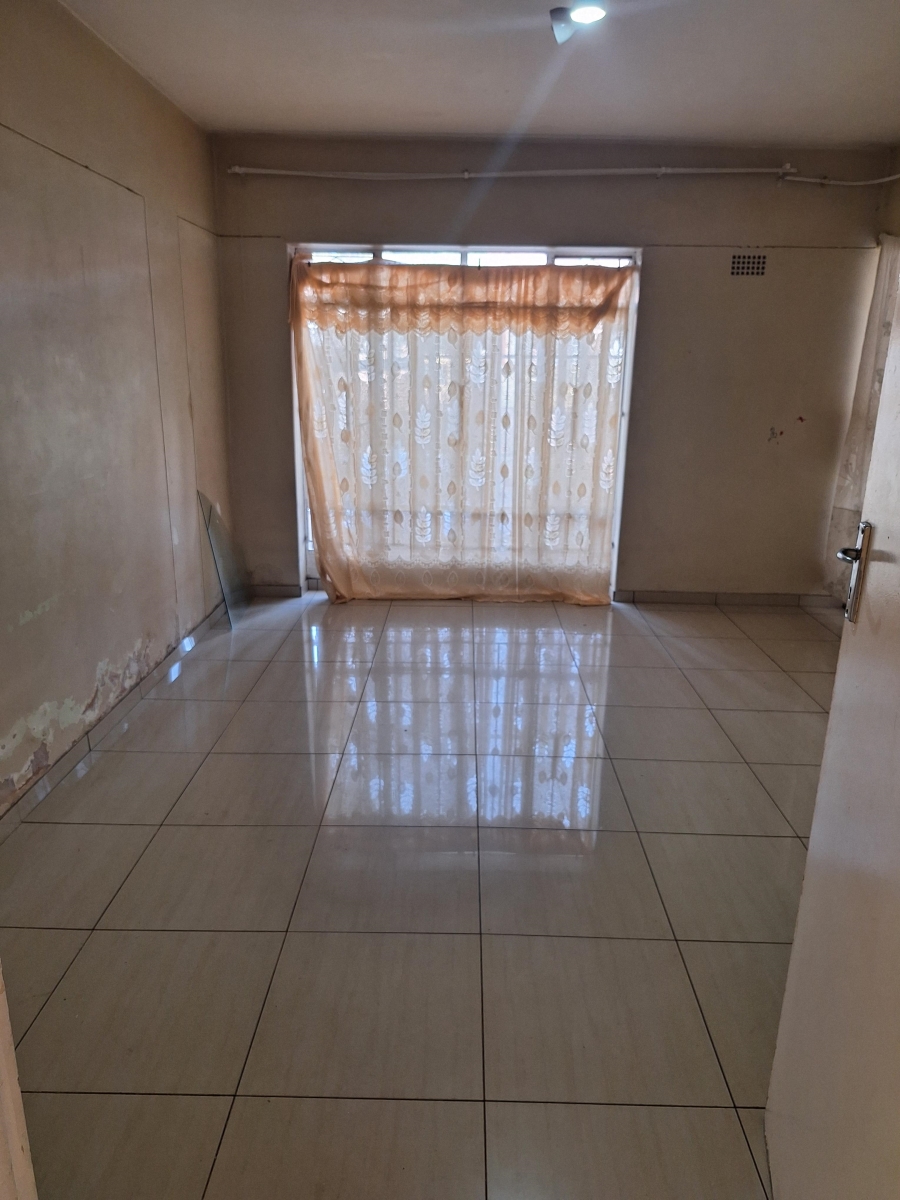 To Let 2 Bedroom Property for Rent in Jeppestown Gauteng