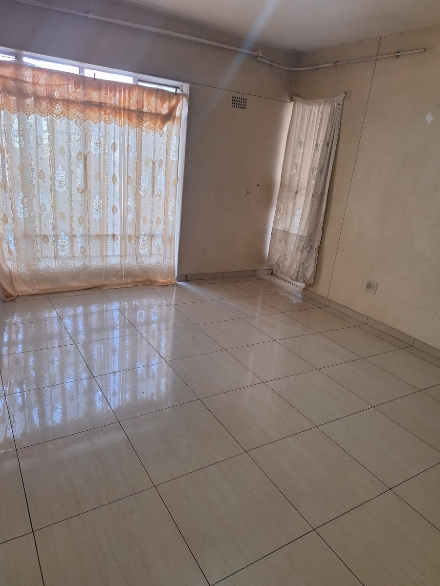 To Let 2 Bedroom Property for Rent in Jeppestown Gauteng