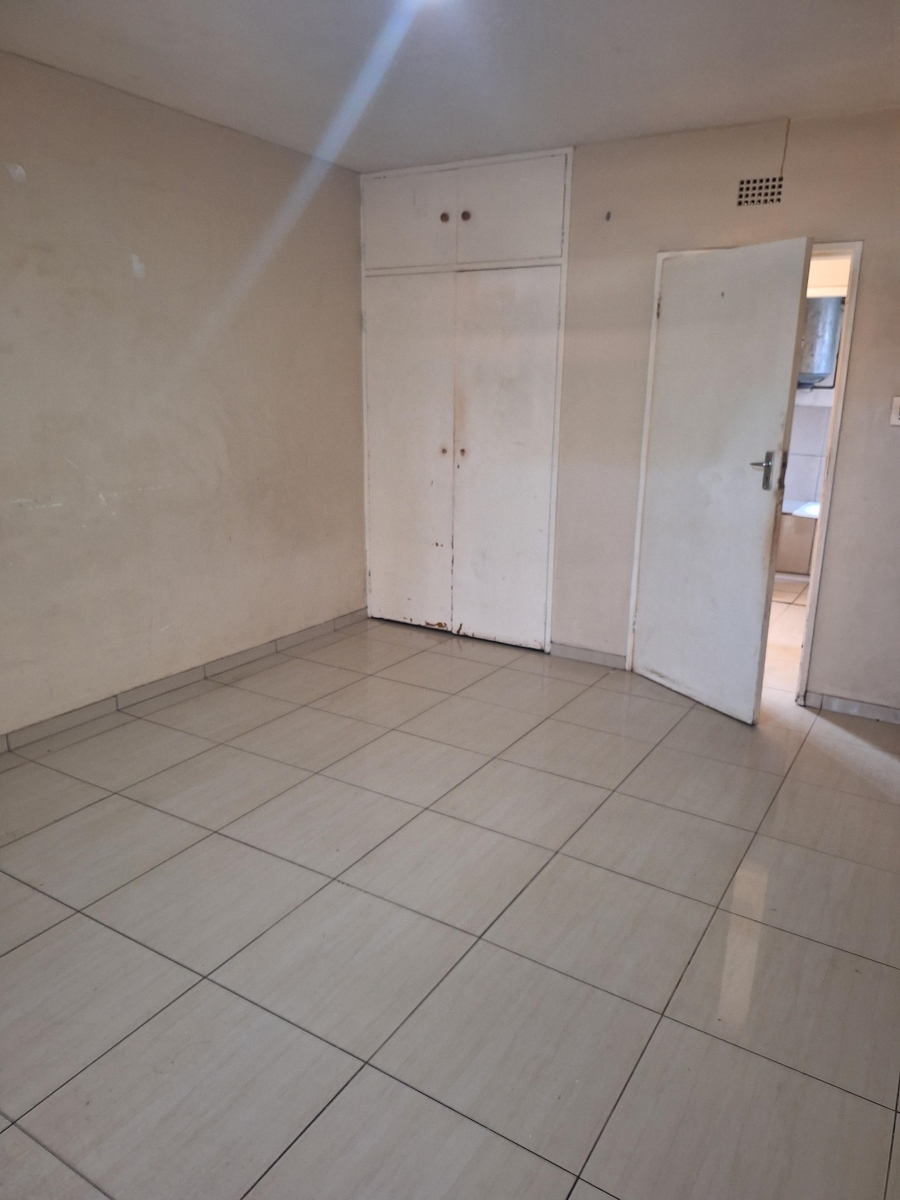 To Let 2 Bedroom Property for Rent in Jeppestown Gauteng