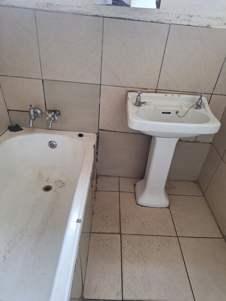 To Let 2 Bedroom Property for Rent in Jeppestown Gauteng