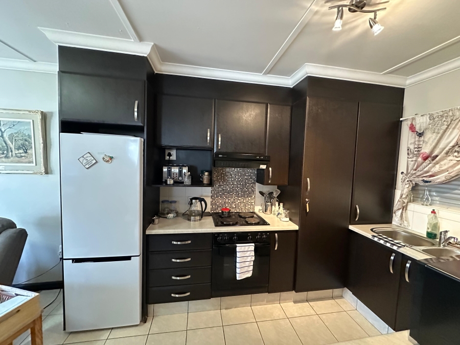 1 Bedroom Property for Sale in Rietvalleipark Gauteng