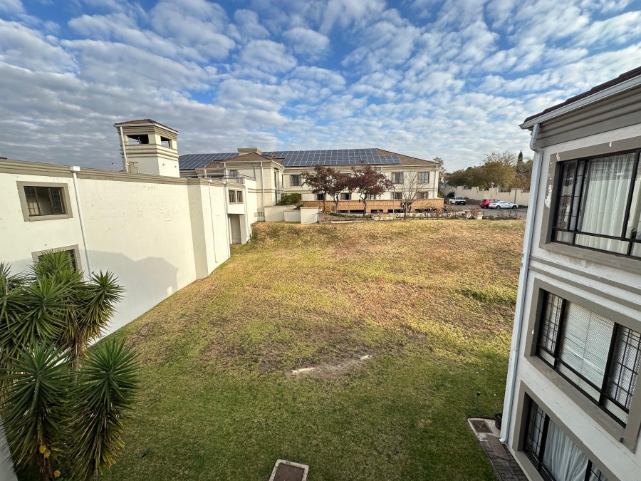 1 Bedroom Property for Sale in Rietvalleipark Gauteng