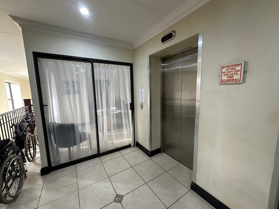1 Bedroom Property for Sale in Rietvalleipark Gauteng