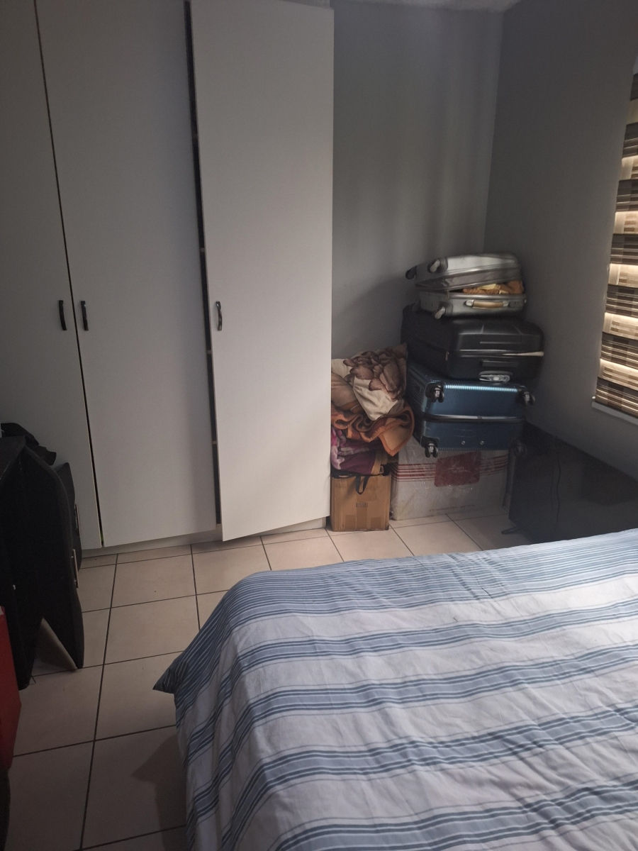 To Let 2 Bedroom Property for Rent in Albemarle Gauteng