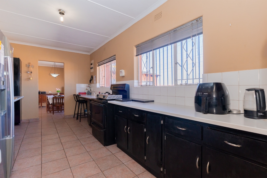 4 Bedroom Property for Sale in Rembrandt Ridge Gauteng