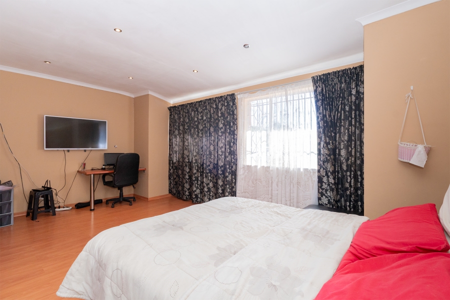 4 Bedroom Property for Sale in Rembrandt Ridge Gauteng