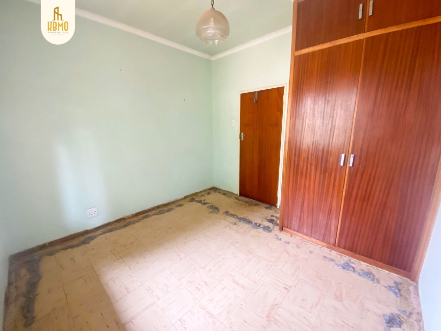 4 Bedroom Property for Sale in Mountain View Gauteng