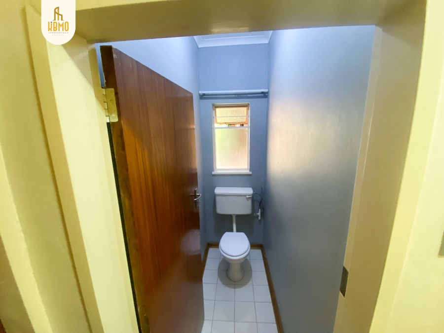 4 Bedroom Property for Sale in Mountain View Gauteng