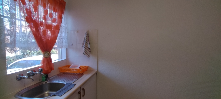 2 Bedroom Property for Sale in Allens Nek Gauteng