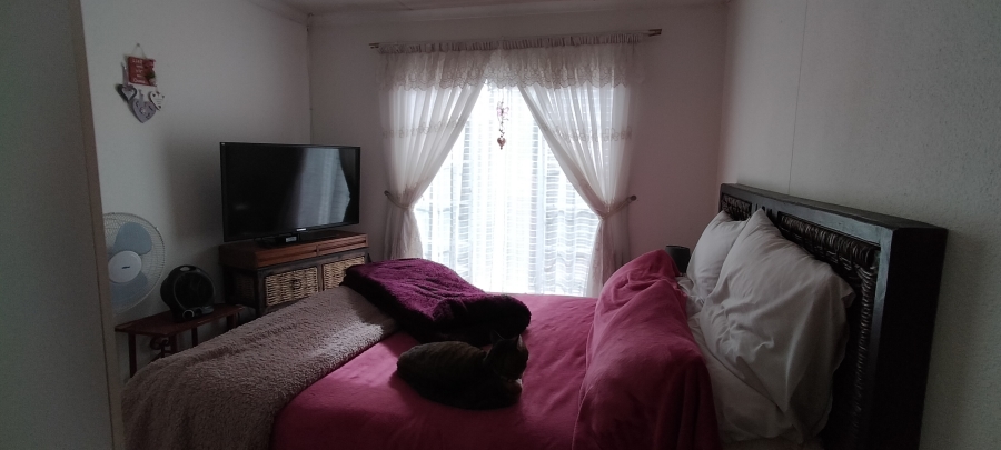 2 Bedroom Property for Sale in Allens Nek Gauteng