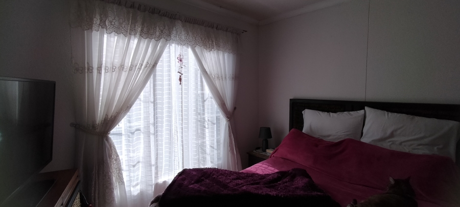 2 Bedroom Property for Sale in Allens Nek Gauteng