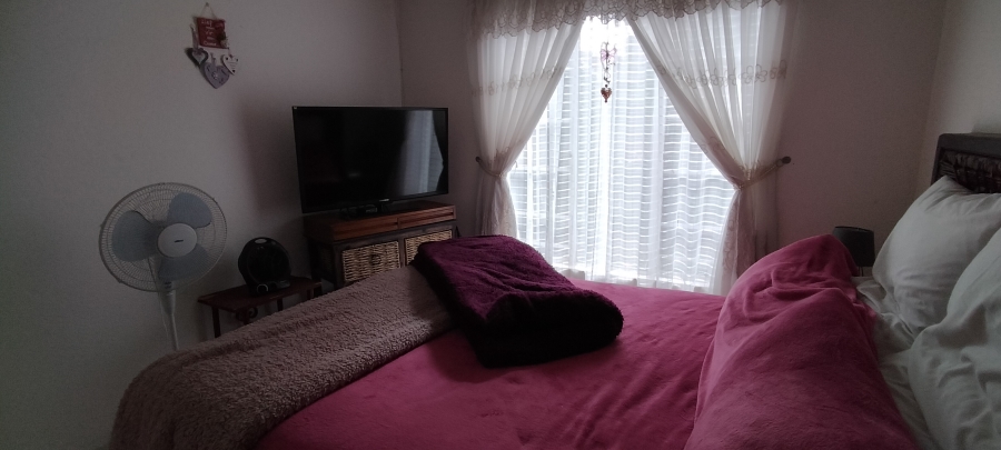 2 Bedroom Property for Sale in Allens Nek Gauteng