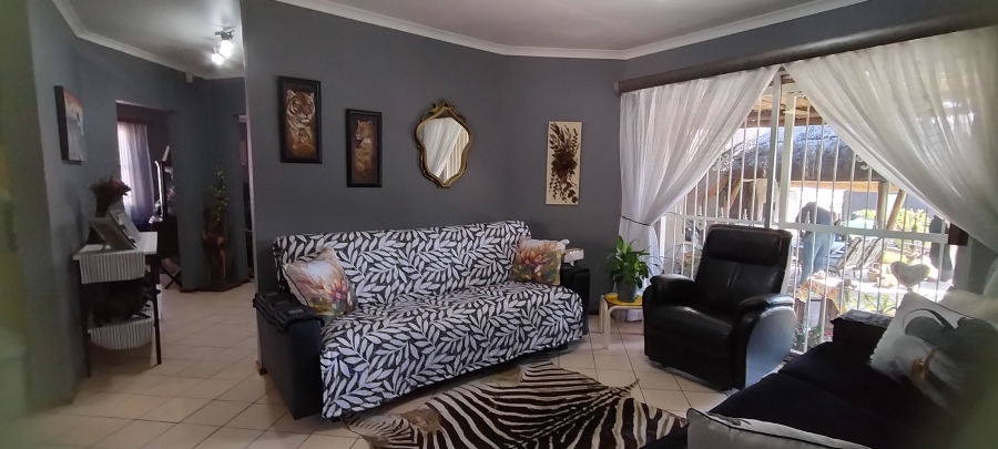 4 Bedroom Property for Sale in Rangeview Gauteng