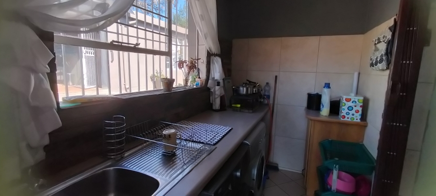 4 Bedroom Property for Sale in Rangeview Gauteng