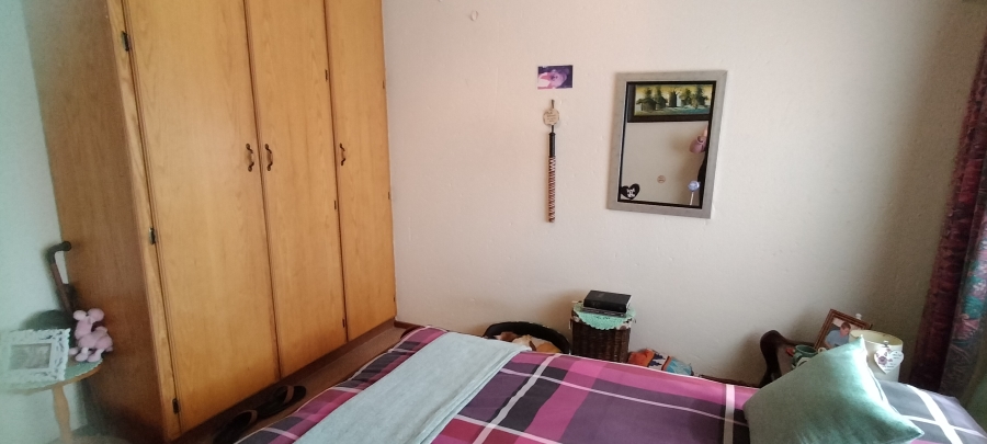 4 Bedroom Property for Sale in Rangeview Gauteng
