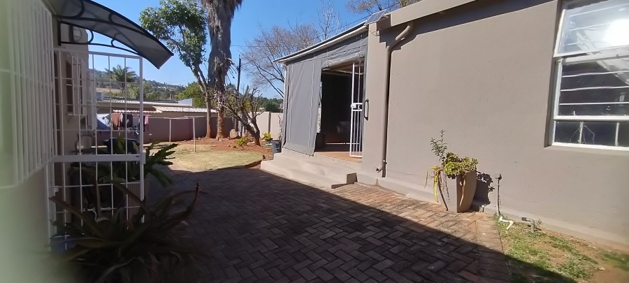 4 Bedroom Property for Sale in Rangeview Gauteng