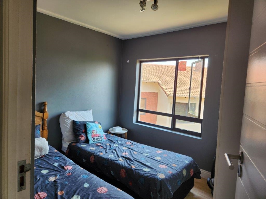 To Let 2 Bedroom Property for Rent in Jackal Creek Golf Estate Gauteng