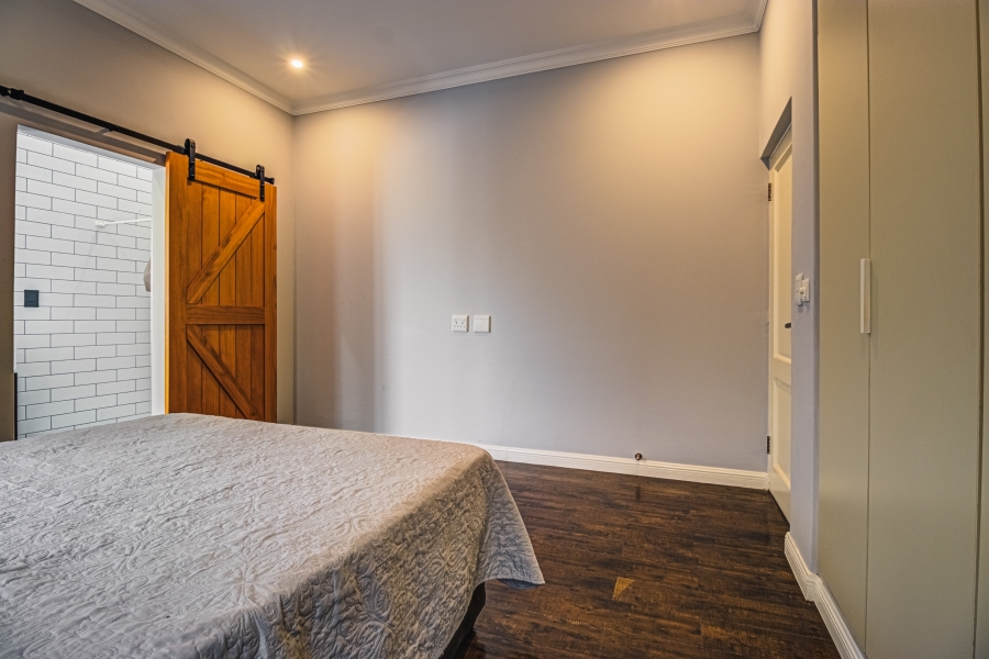 5 Bedroom Property for Sale in Thorn Valley Estate Gauteng