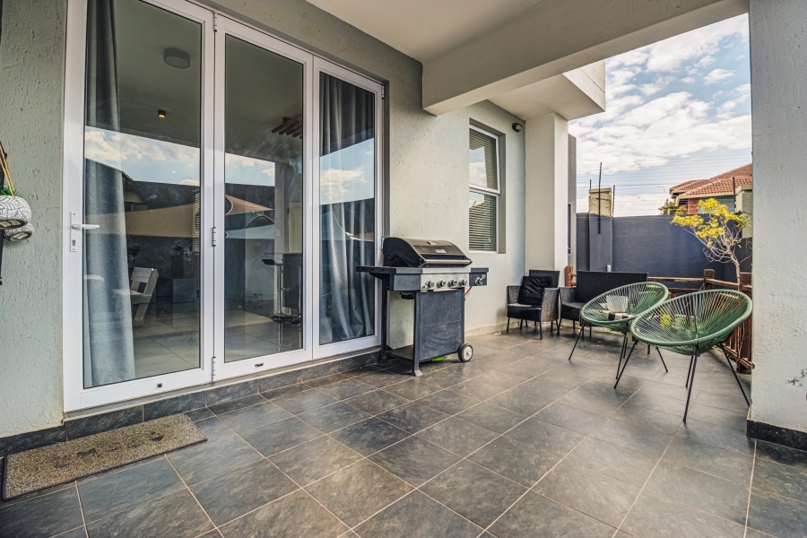 5 Bedroom Property for Sale in Thorn Valley Estate Gauteng