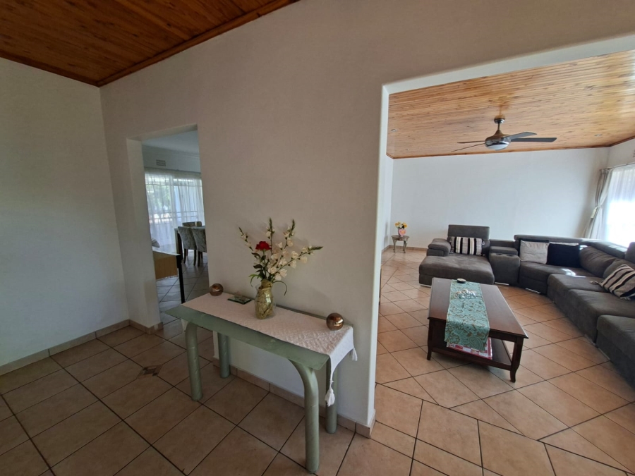 4 Bedroom Property for Sale in Constantia Kloof Gauteng