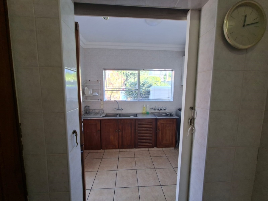 4 Bedroom Property for Sale in Constantia Kloof Gauteng