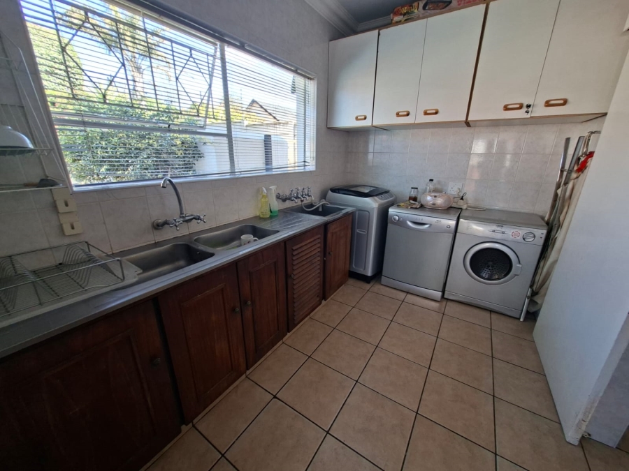 4 Bedroom Property for Sale in Constantia Kloof Gauteng