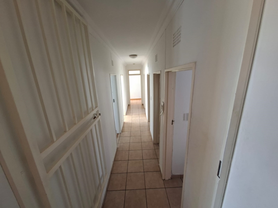 4 Bedroom Property for Sale in Constantia Kloof Gauteng