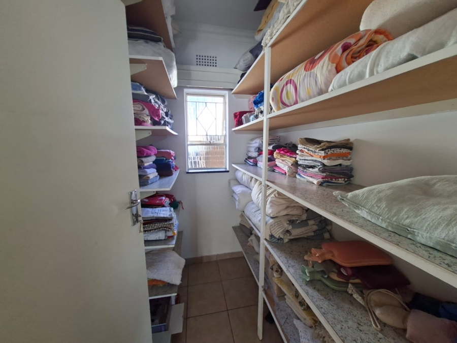 4 Bedroom Property for Sale in Constantia Kloof Gauteng