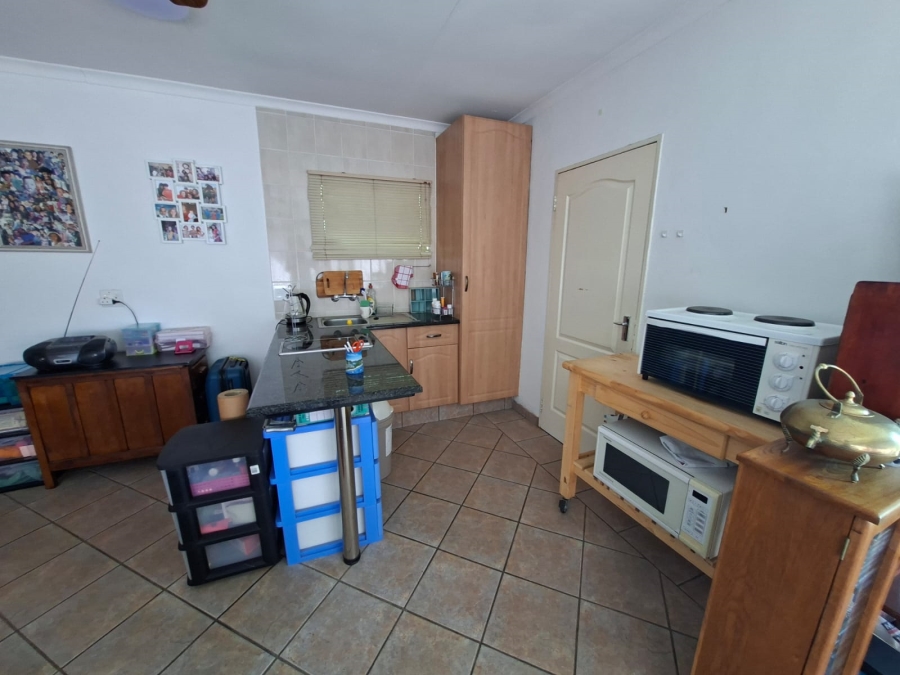 4 Bedroom Property for Sale in Constantia Kloof Gauteng