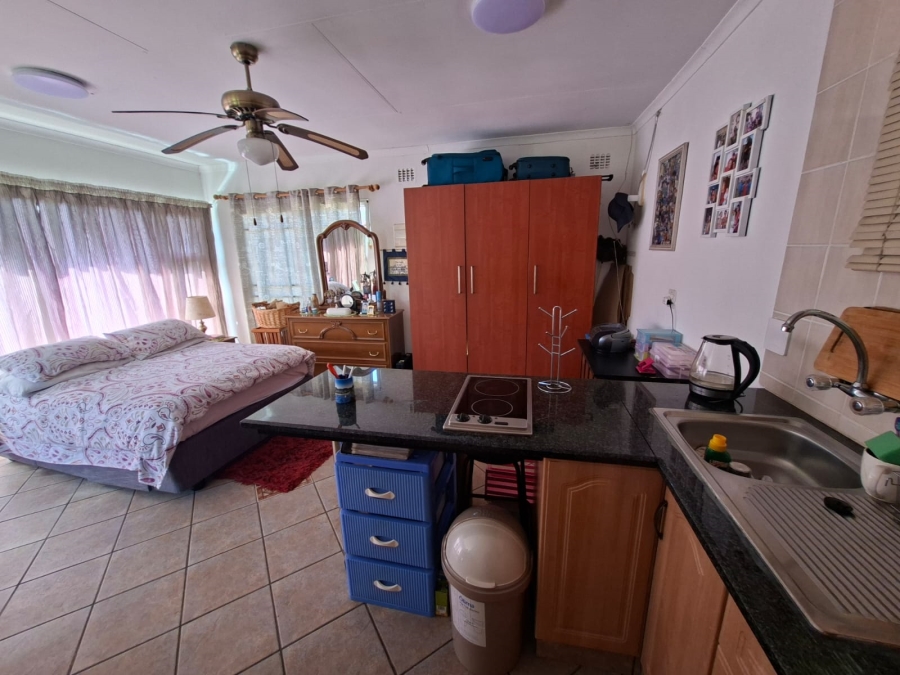 4 Bedroom Property for Sale in Constantia Kloof Gauteng