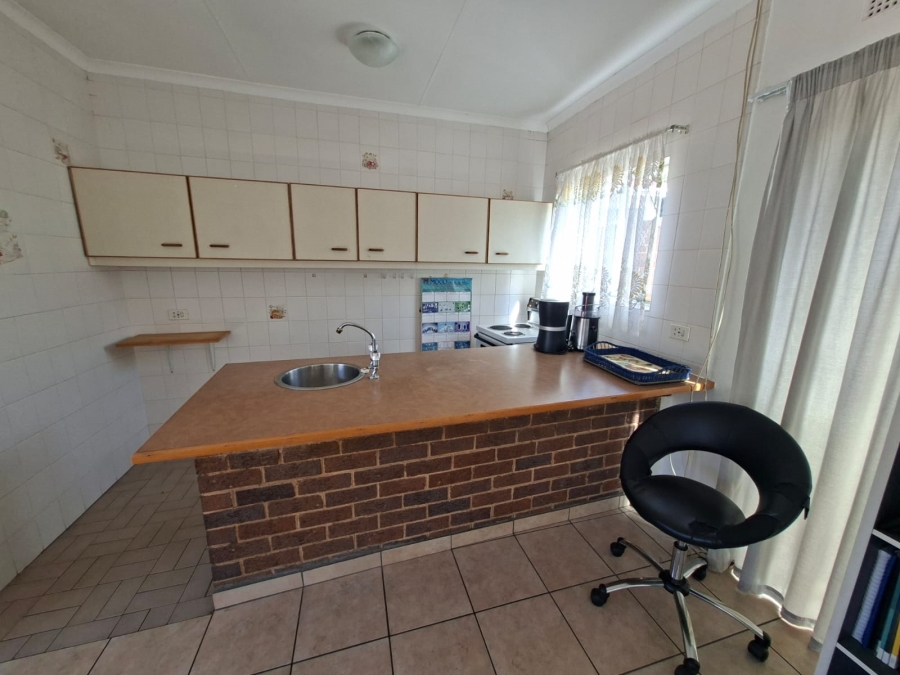 4 Bedroom Property for Sale in Constantia Kloof Gauteng