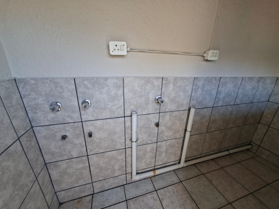 4 Bedroom Property for Sale in Constantia Kloof Gauteng