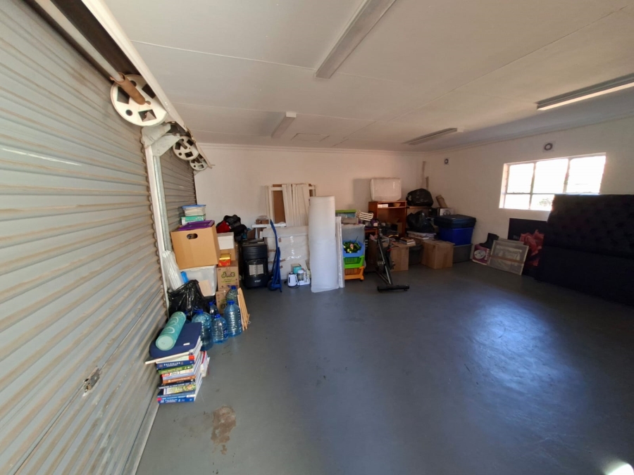 4 Bedroom Property for Sale in Constantia Kloof Gauteng