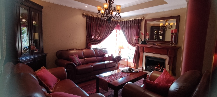 4 Bedroom Property for Sale in Noordheuwel Gauteng