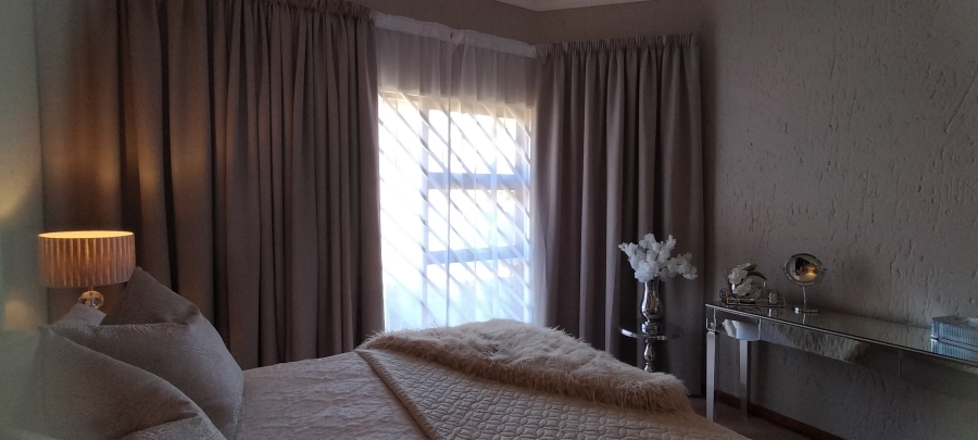 4 Bedroom Property for Sale in Noordheuwel Gauteng