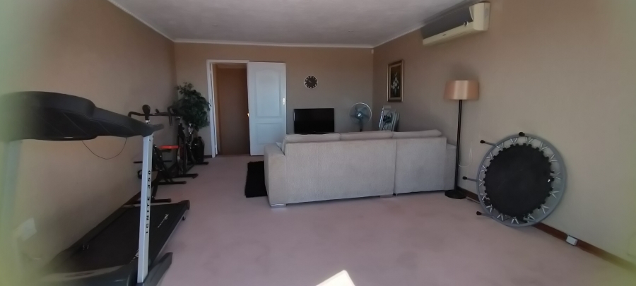 4 Bedroom Property for Sale in Noordheuwel Gauteng