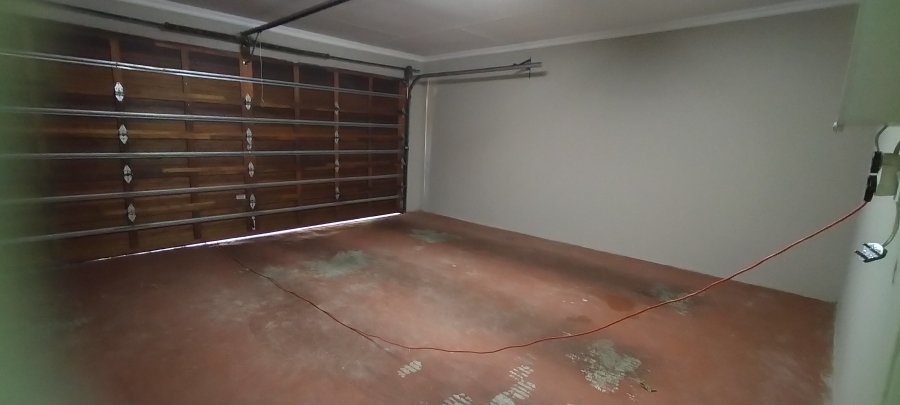 4 Bedroom Property for Sale in Noordheuwel Gauteng